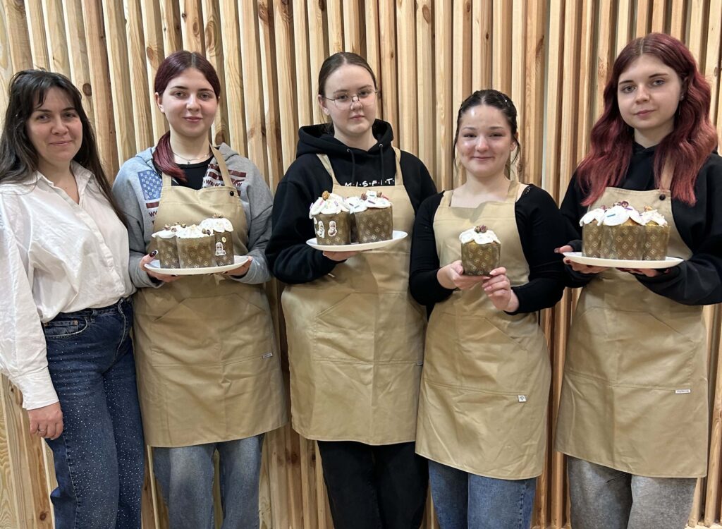 Taste&Space: великодня випічка та сучасний декор